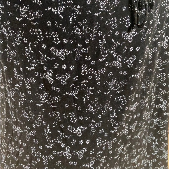 Old navy top super cute - Picture 4 of 8